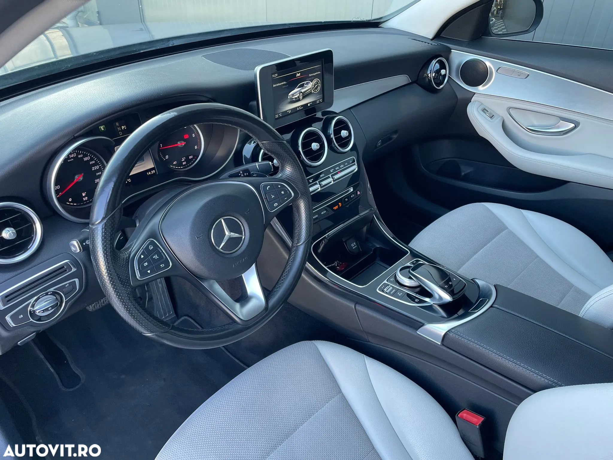 Mercedes-Benz C - 13