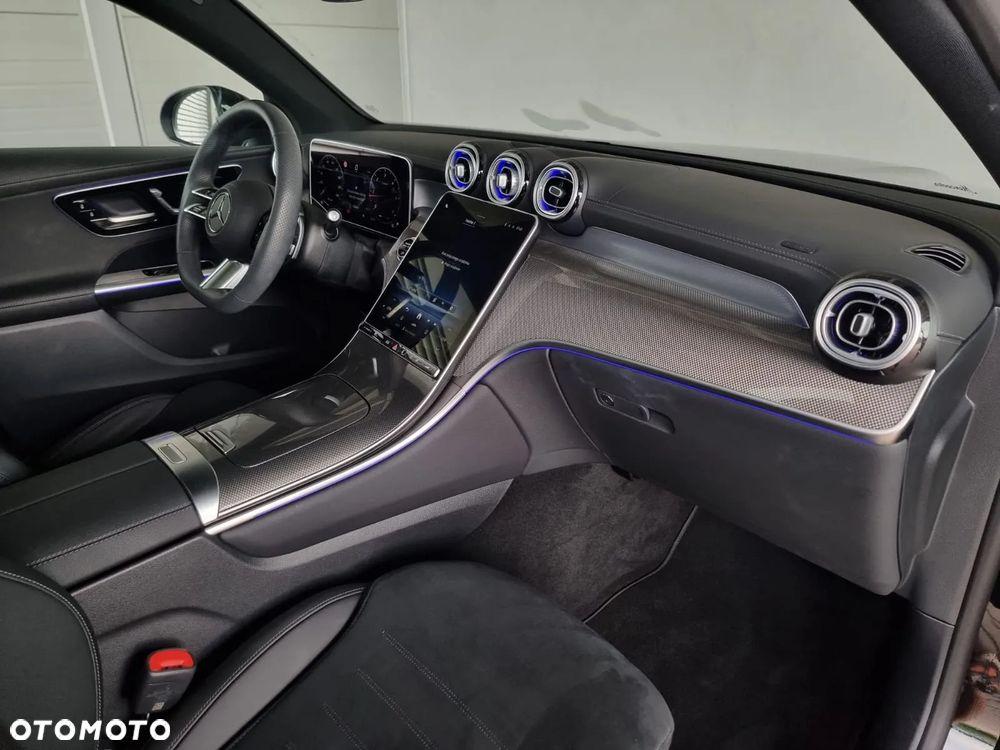 Mercedes-Benz GLC - 10