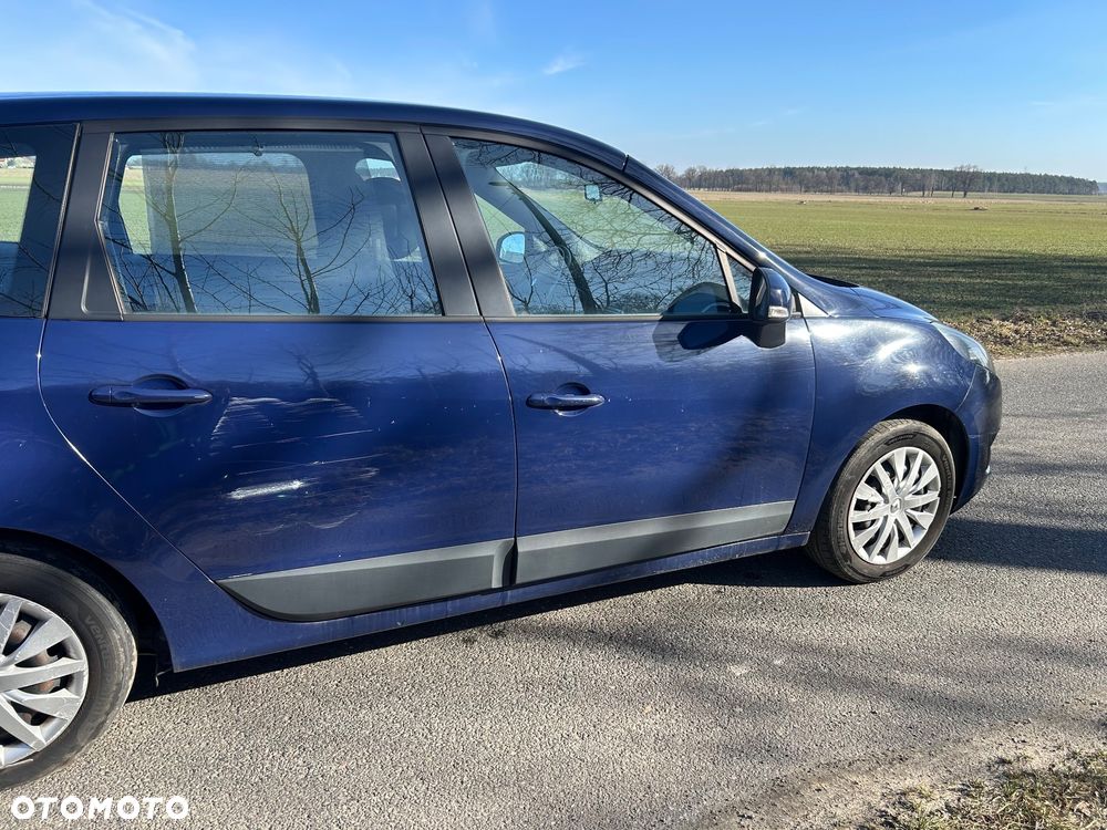 Renault Grand Scenic - 6