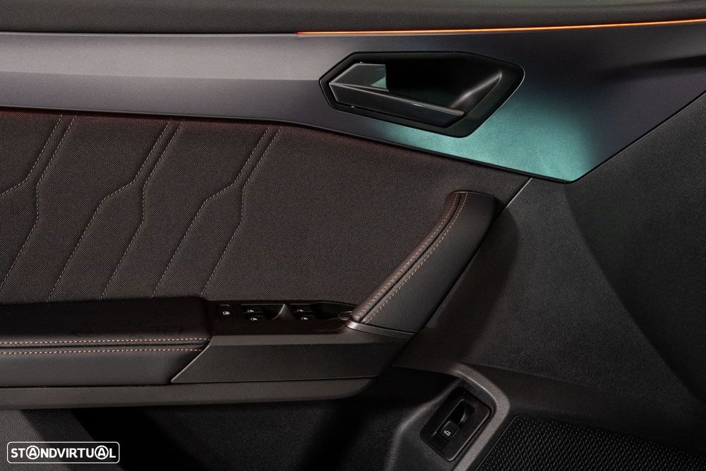 Cupra Formentor 1.5 eTSI DSG - 19