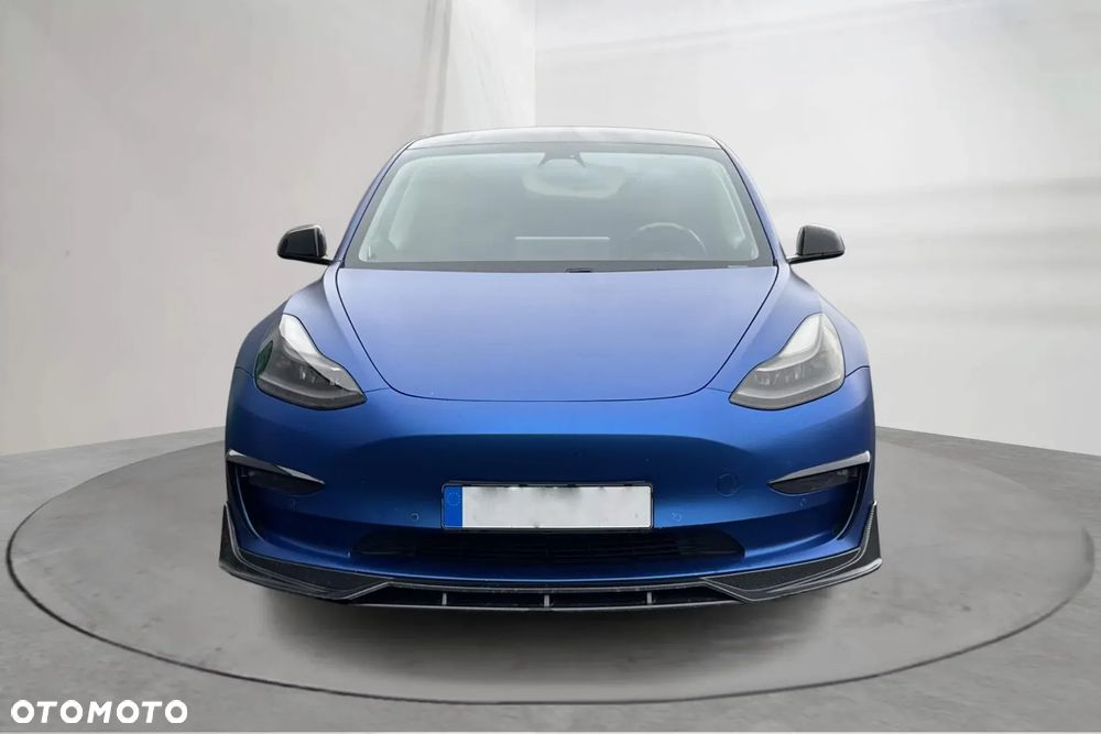 Tesla Model 3 - 2