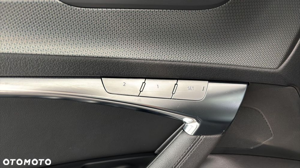 Audi A6 Allroad - 27