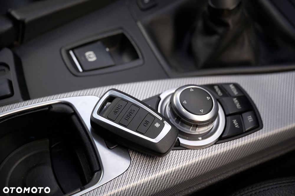 BMW Seria 5 520d Luxury Line - 12