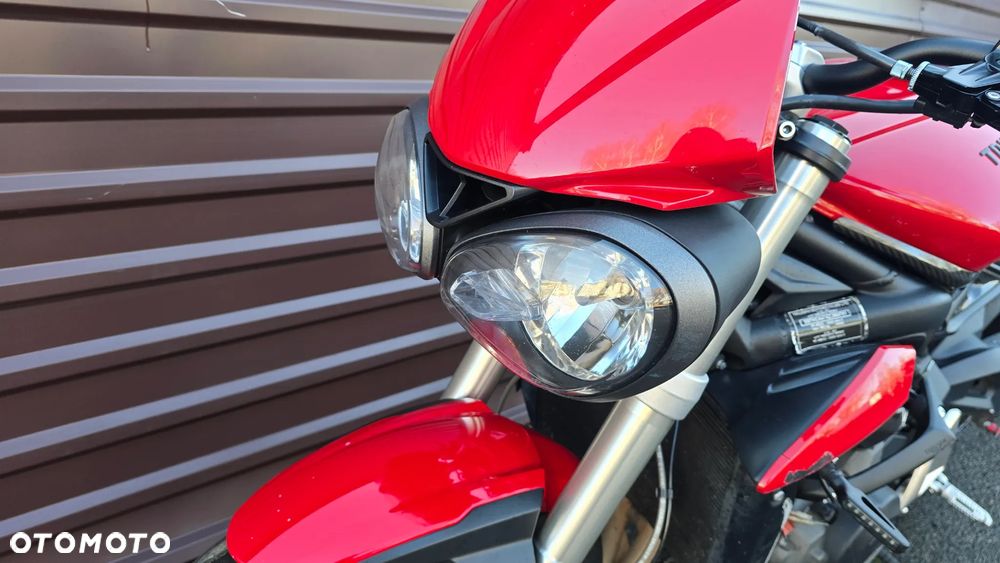 Triumph Street Triple - 20