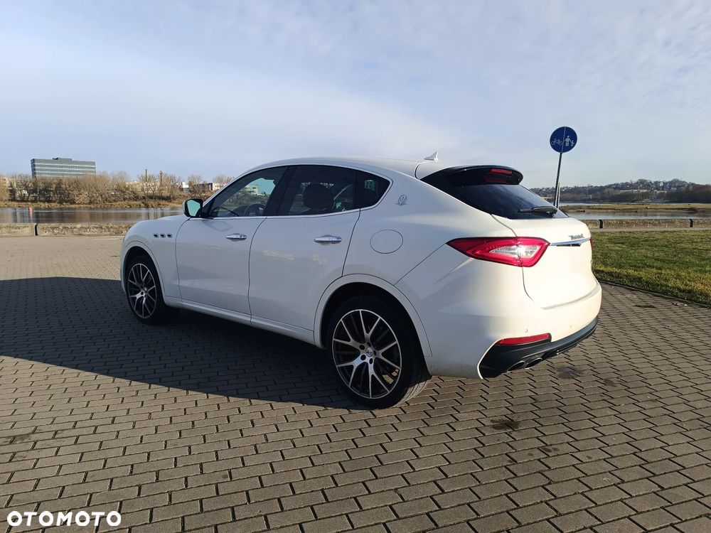 Maserati Levante Q4 - 9