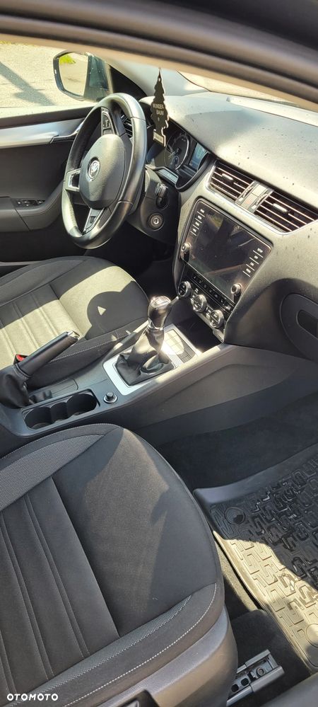 Skoda Octavia 1.4 TSI Ambition - 11