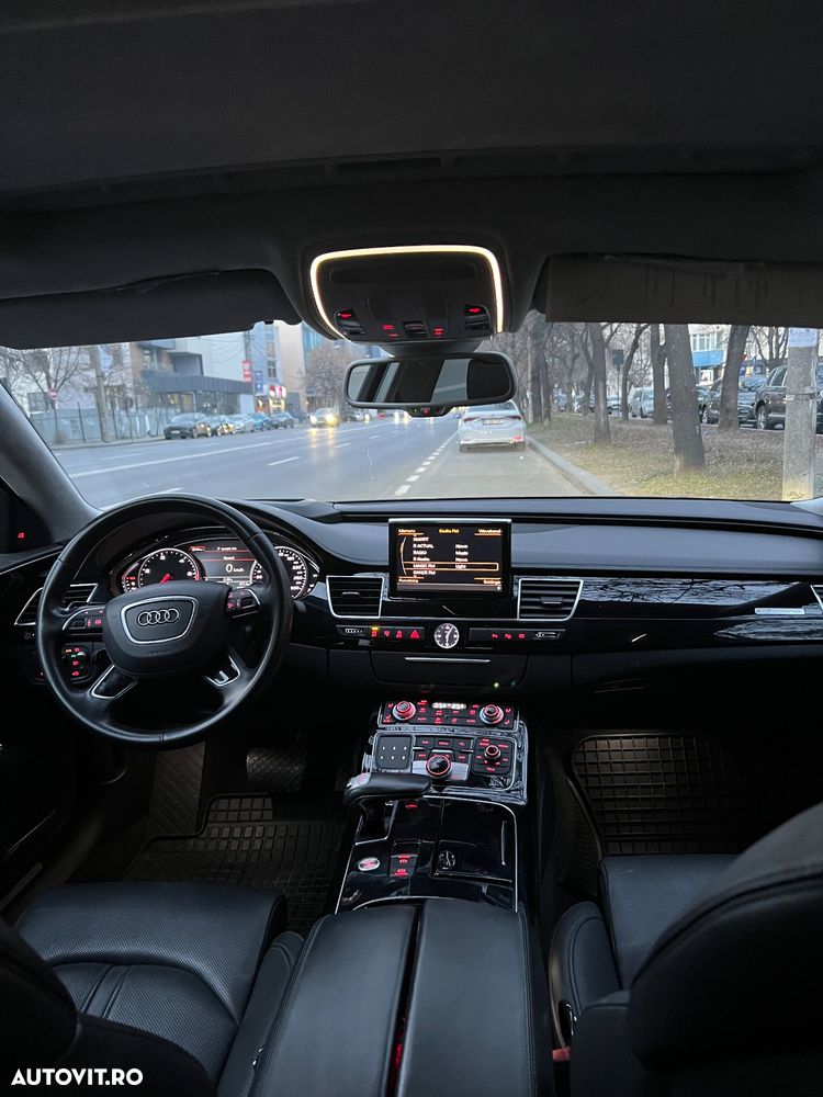 Audi A8 3.0 TDI DPF clean diesel quattro tiptronic - 13