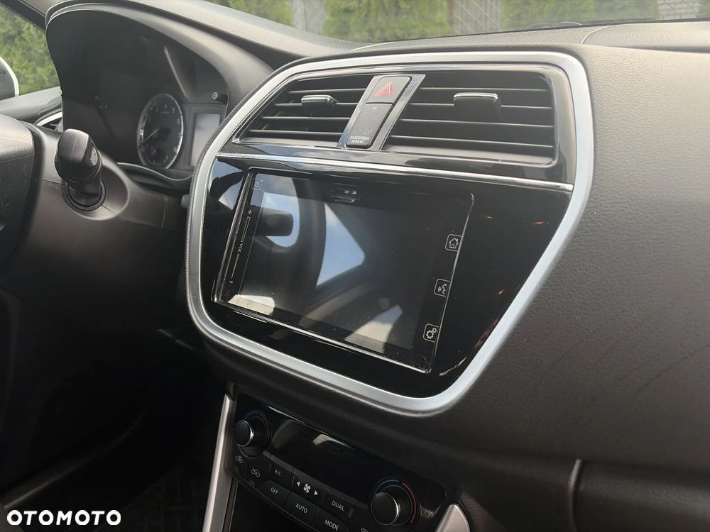Suzuki SX4 - 33