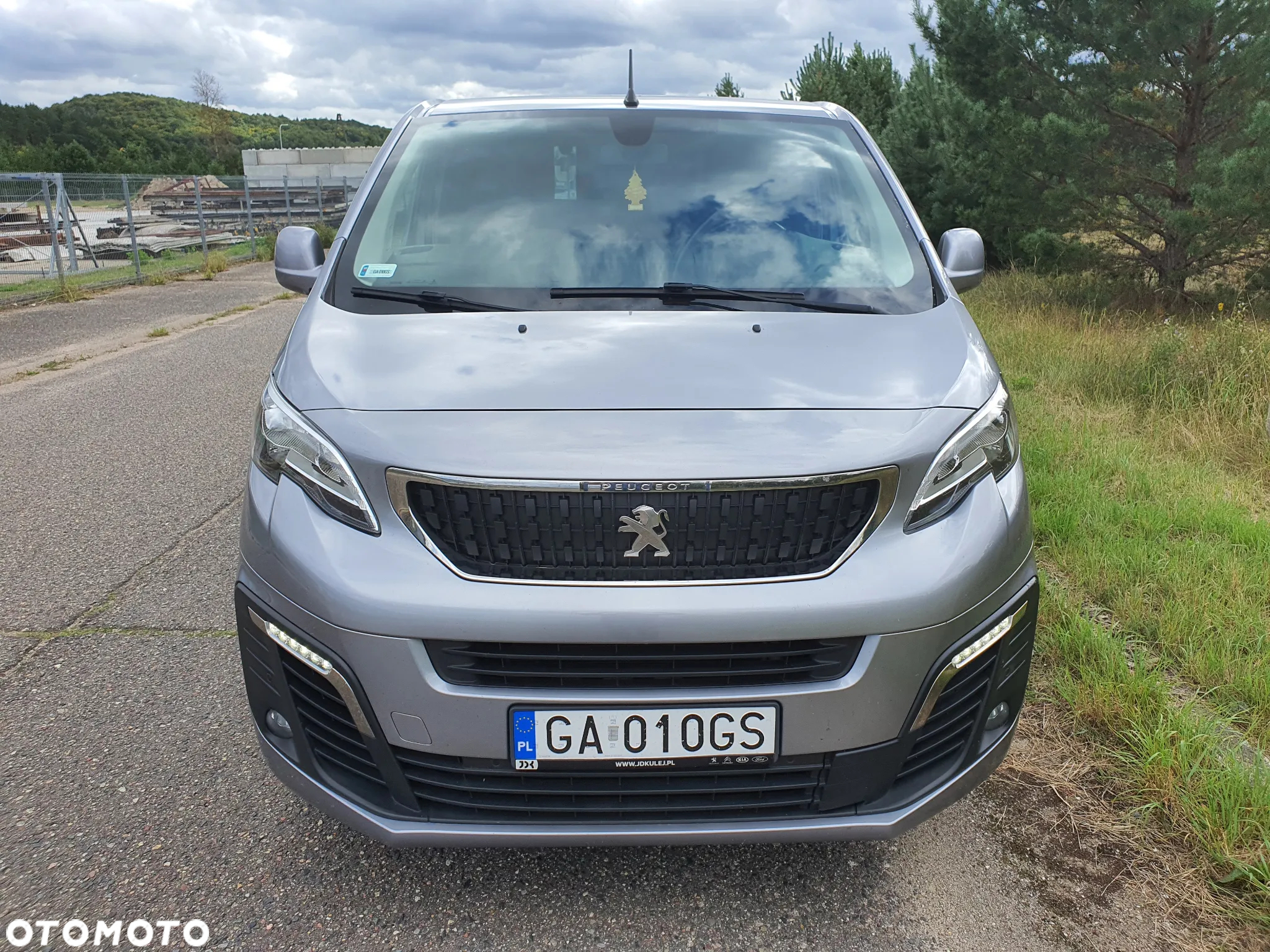 Peugeot EXPERT TRAVELLER - 2