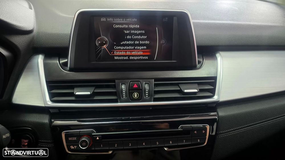 BMW 216 Active Tourer d Line Sport - 31