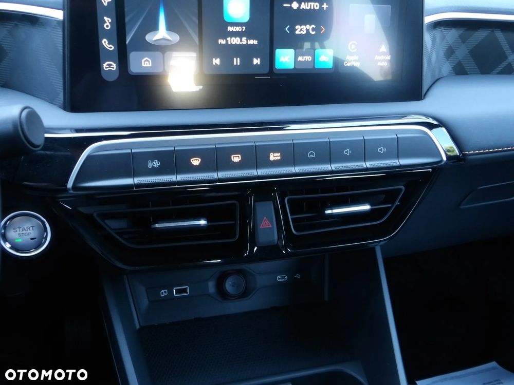 MG MG3 1.5 HEV+ Excite - 13