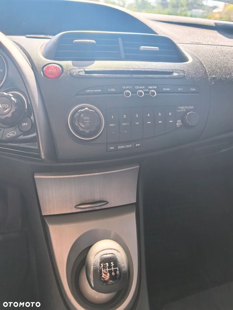 Honda Civic 1.4 Base - 10