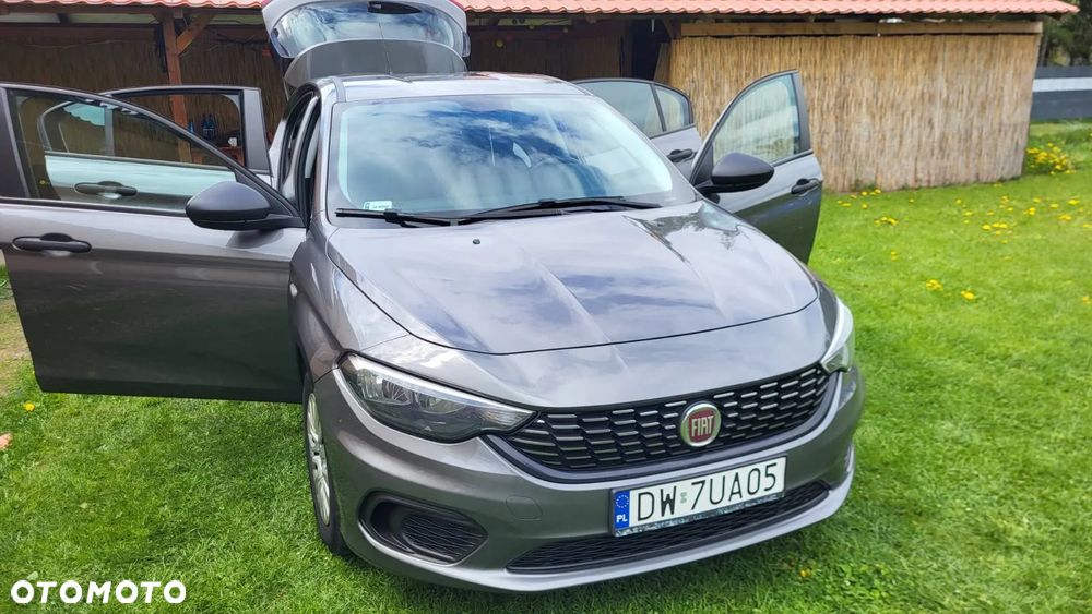 Fiat Tipo 1.4 T-Jet 16v Easy - 1