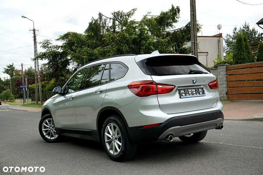 BMW X1 sDrive18d xLine sport - 3