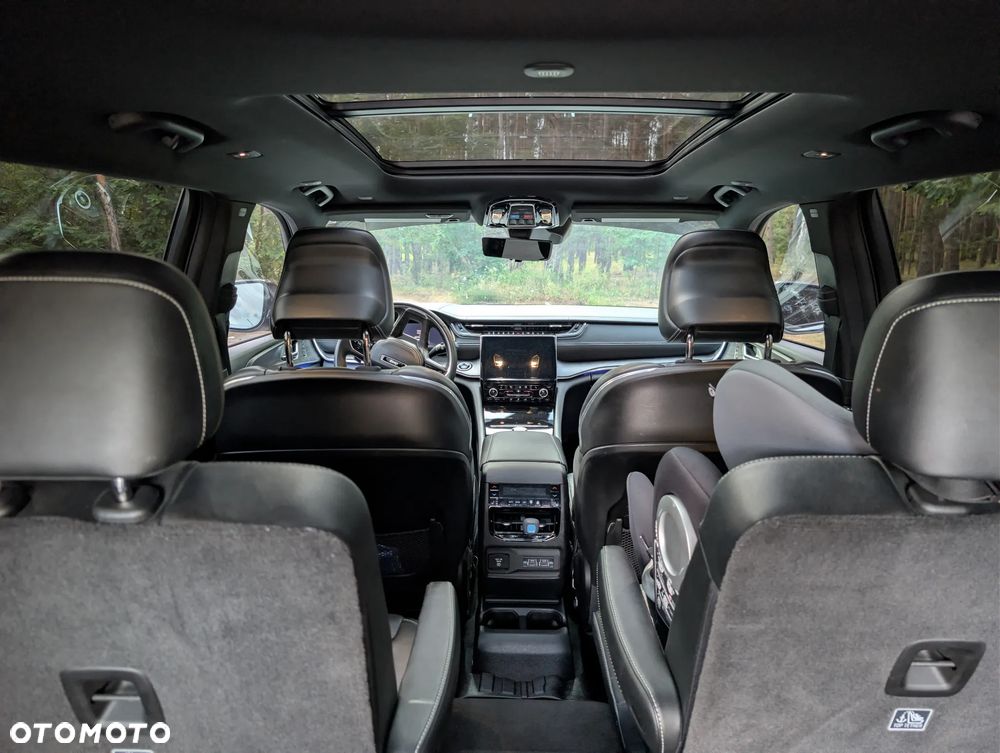 Jeep Inny - 30
