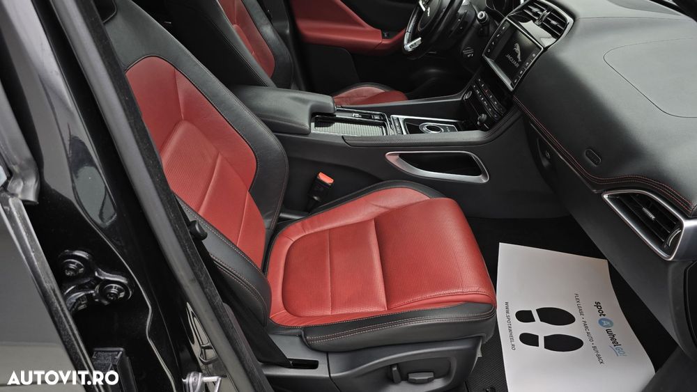 Jaguar F-Pace 30d AWD R-Sport - 19