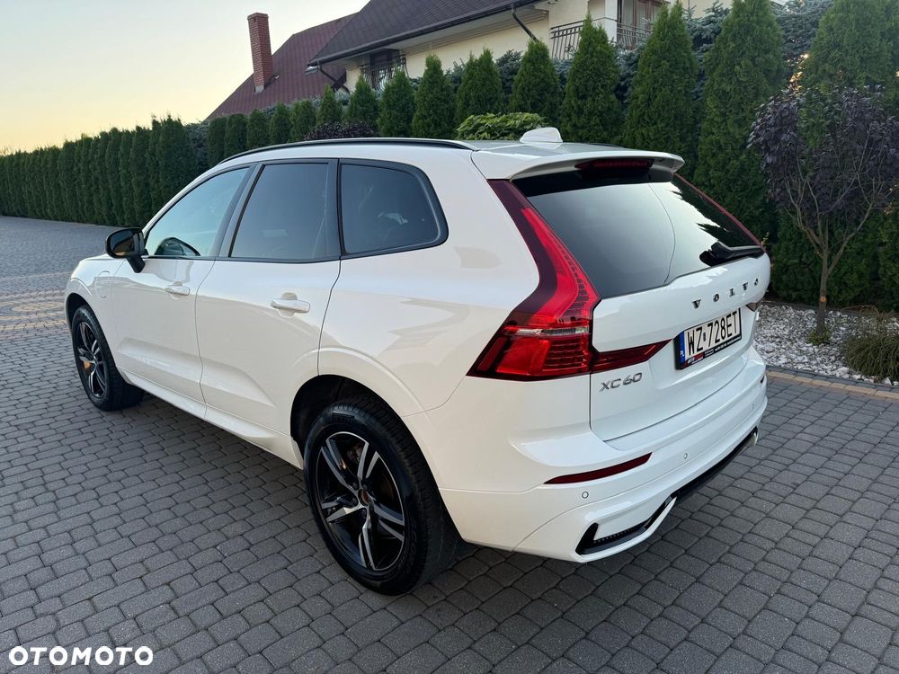 Volvo XC 60 T8 Plug-In Hybrid AWD R-Design - 10