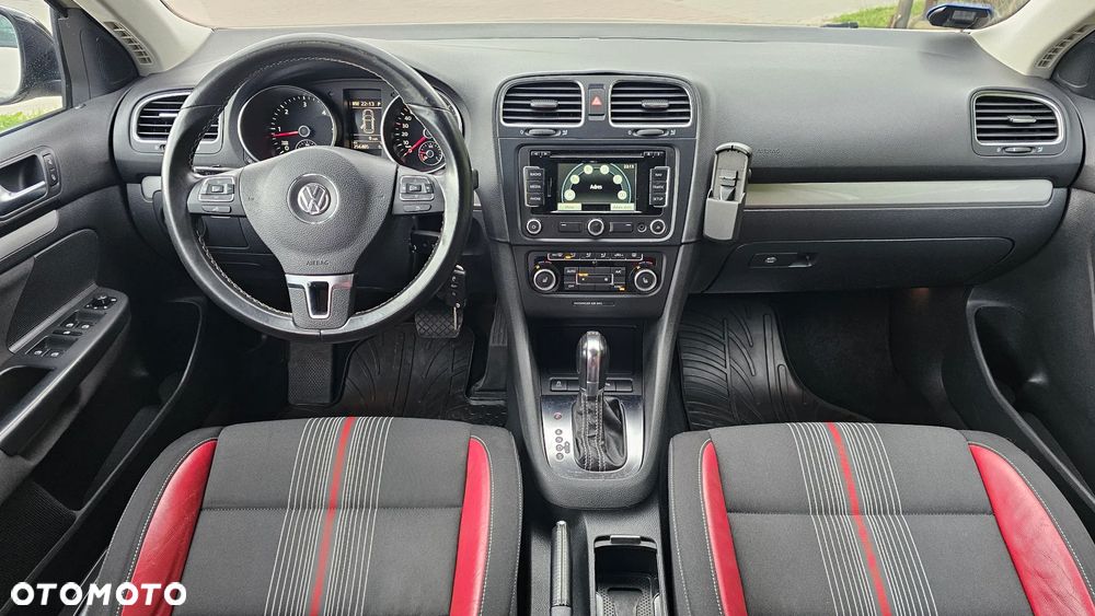 Volkswagen Golf - 6