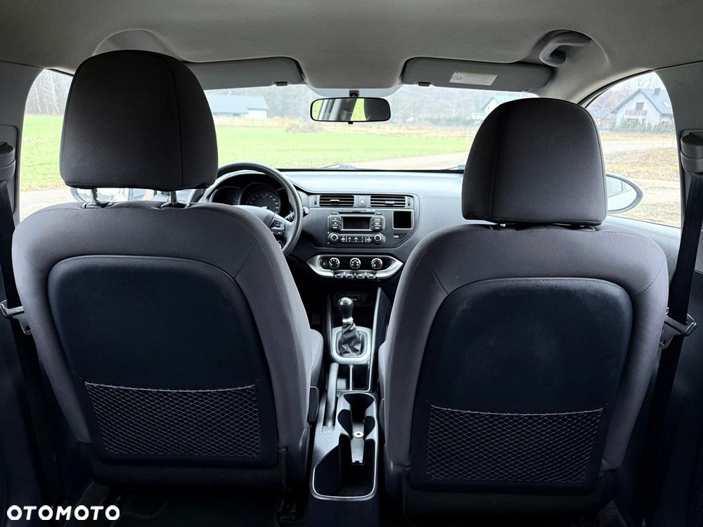 Kia Rio 1.2 Dream Team Edition - 22