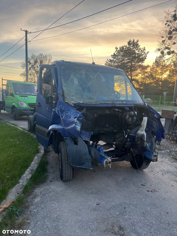 Mercedes-Benz Sprinter - 4