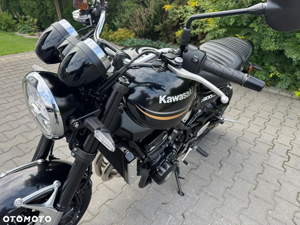 Kawasaki Z 900 RS - 14