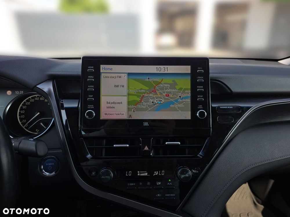 Toyota Camry 2.5 Hybrid Executive CVT - 11