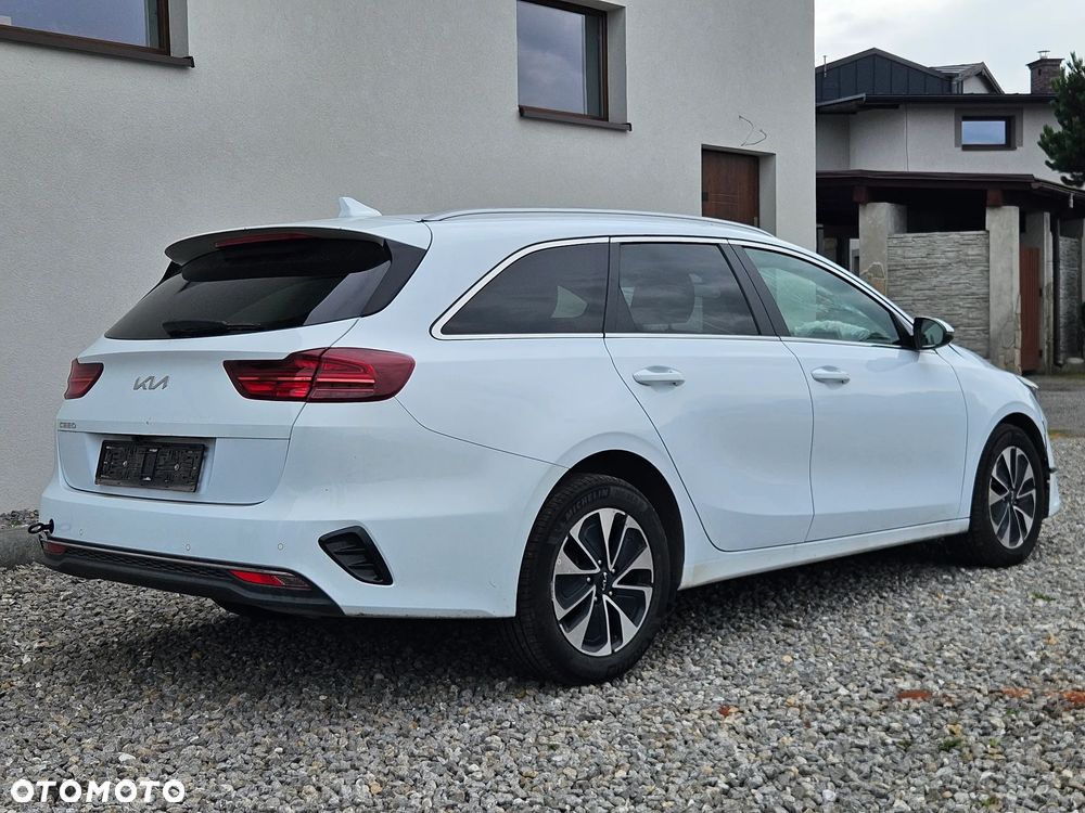 Kia Ceed 1.5 T-GDI DCT7 OPF Spirit - 6