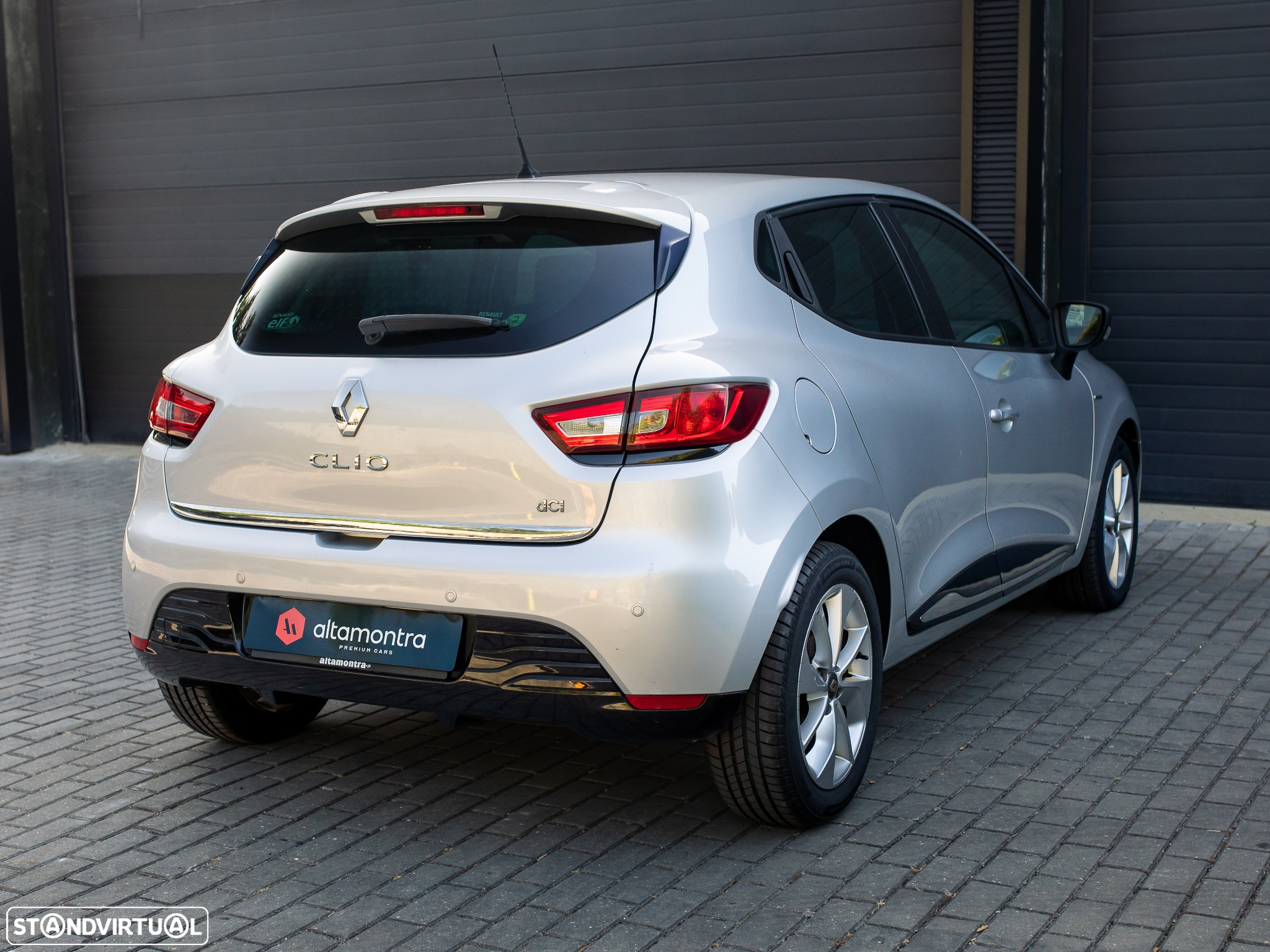 Renault Clio 1.5 dCi Limited - 15