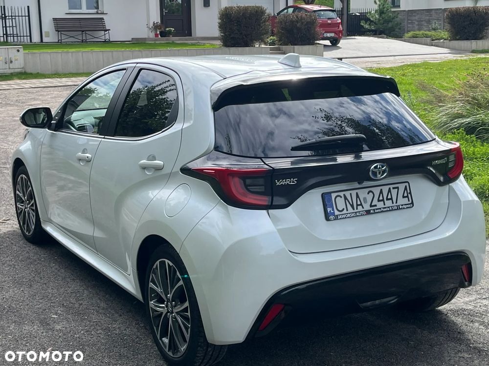 Toyota Yaris - 4