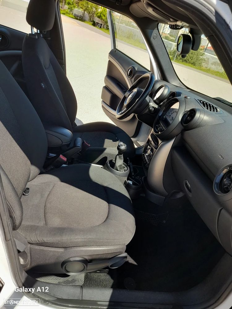 MINI Countryman One D - 15