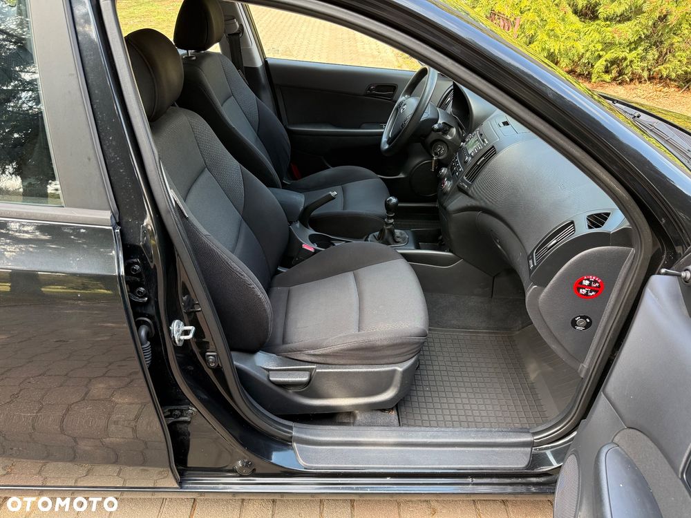 Hyundai i30 1.4 Comfort - 8