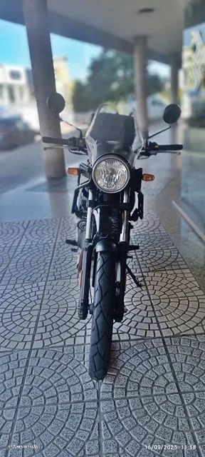 Royal Enfield Himalayan 411 - 17