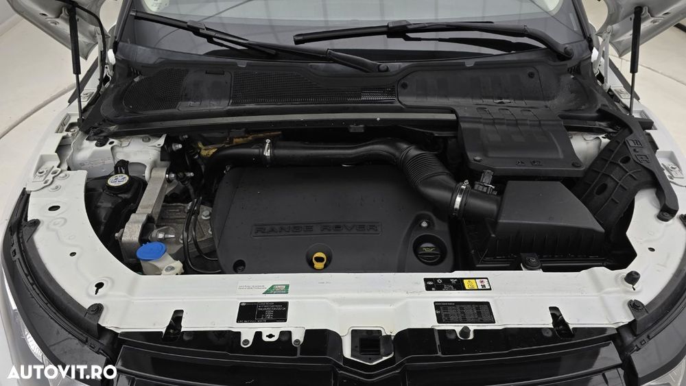 Land Rover Range Rover Evoque - 24