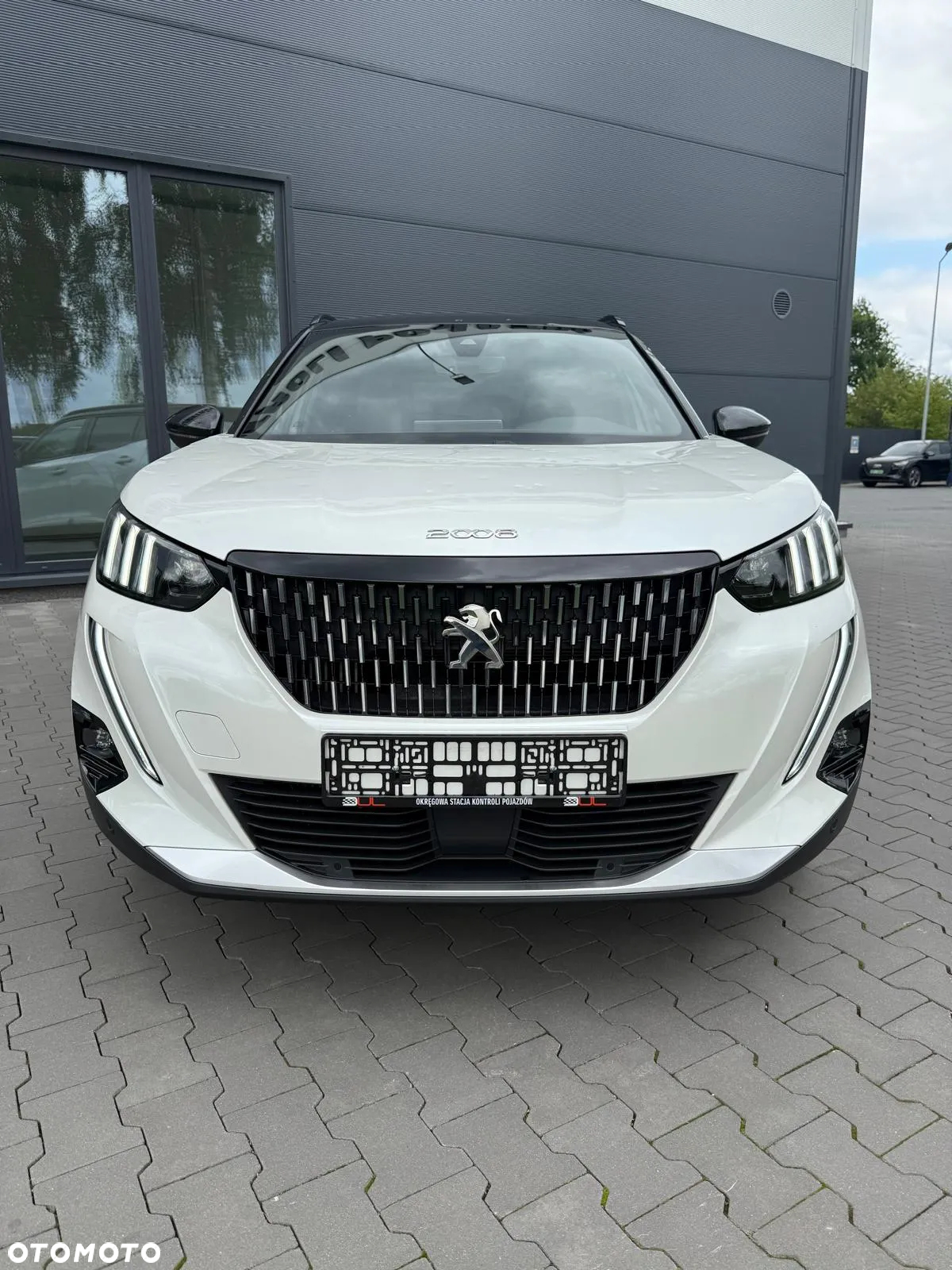 Peugeot 2008 1.2 PureTech GT Pack S&S EAT8 - 6