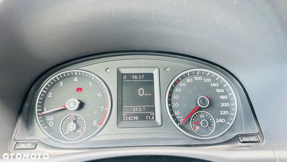Volkswagen Touran 1.2 TSI Life - 26