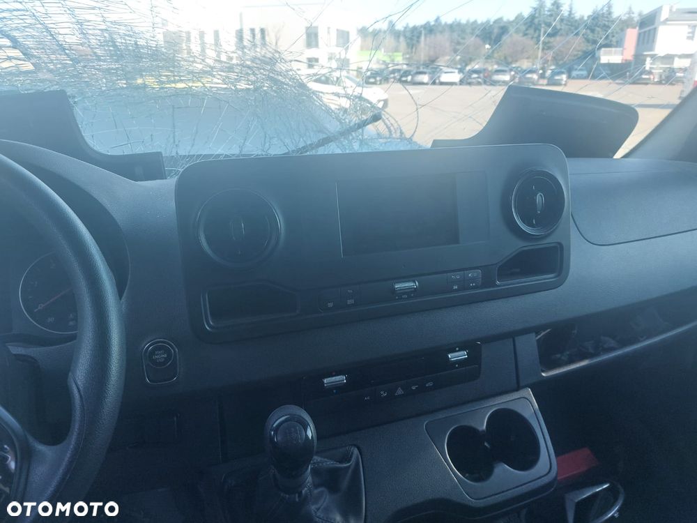 Mercedes-Benz Sprinter 317 - 17