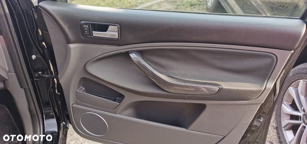 Ford C-MAX 1.8 Titanium - 14