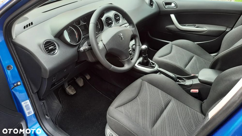 Peugeot 308 120 VTi Active - 11