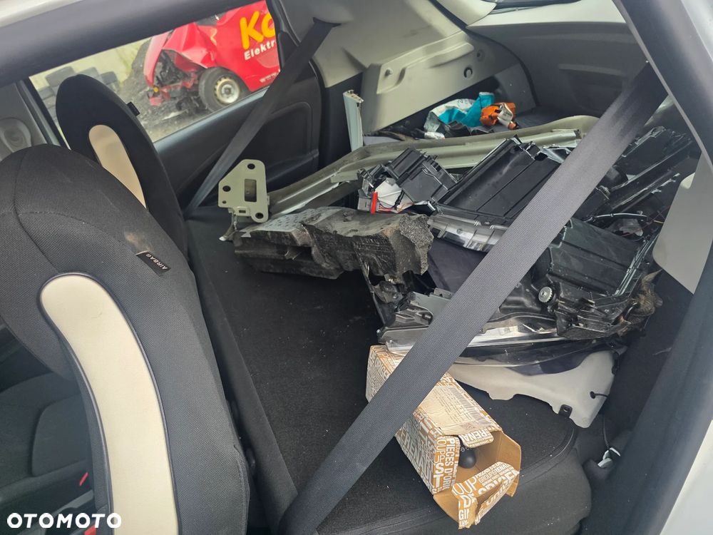 Renault Zoe R135 Z.E 50 Zen - 6