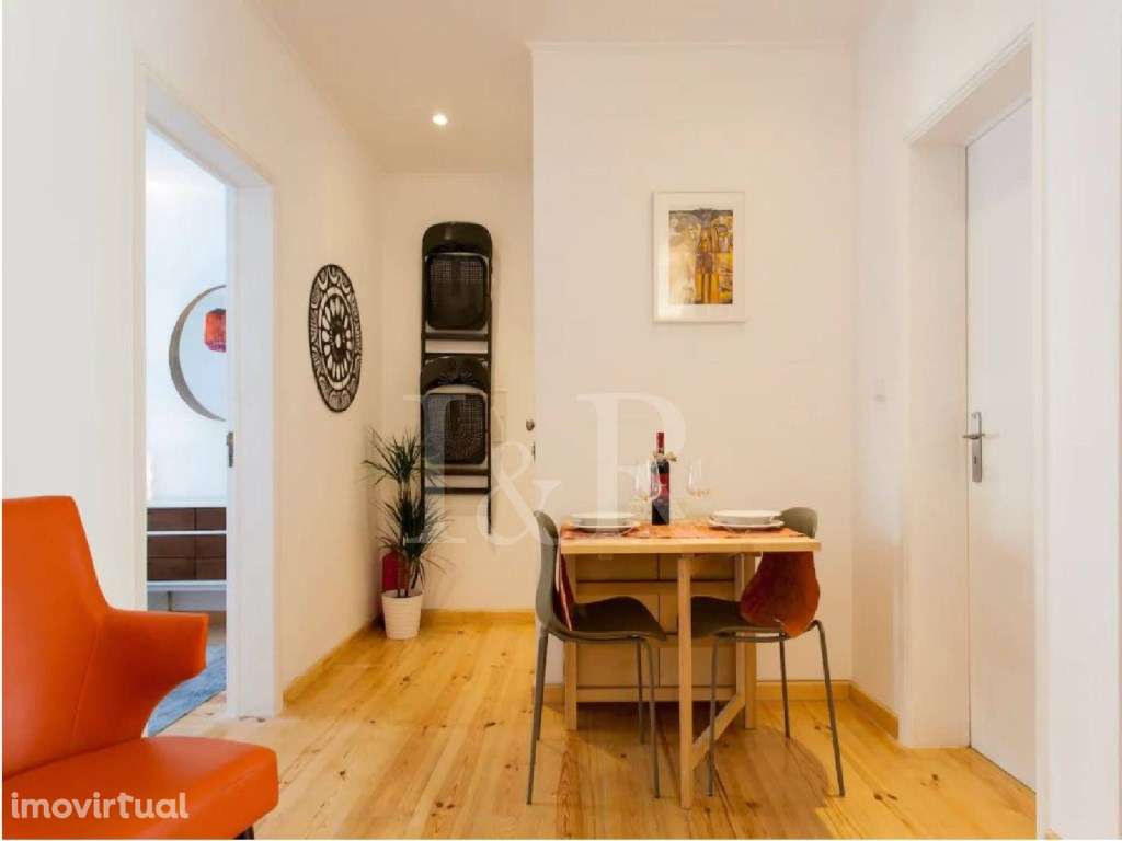 Apartamento T3 renovado e luminoso na Baixa de Lisboa - Grande imagem: 3/17