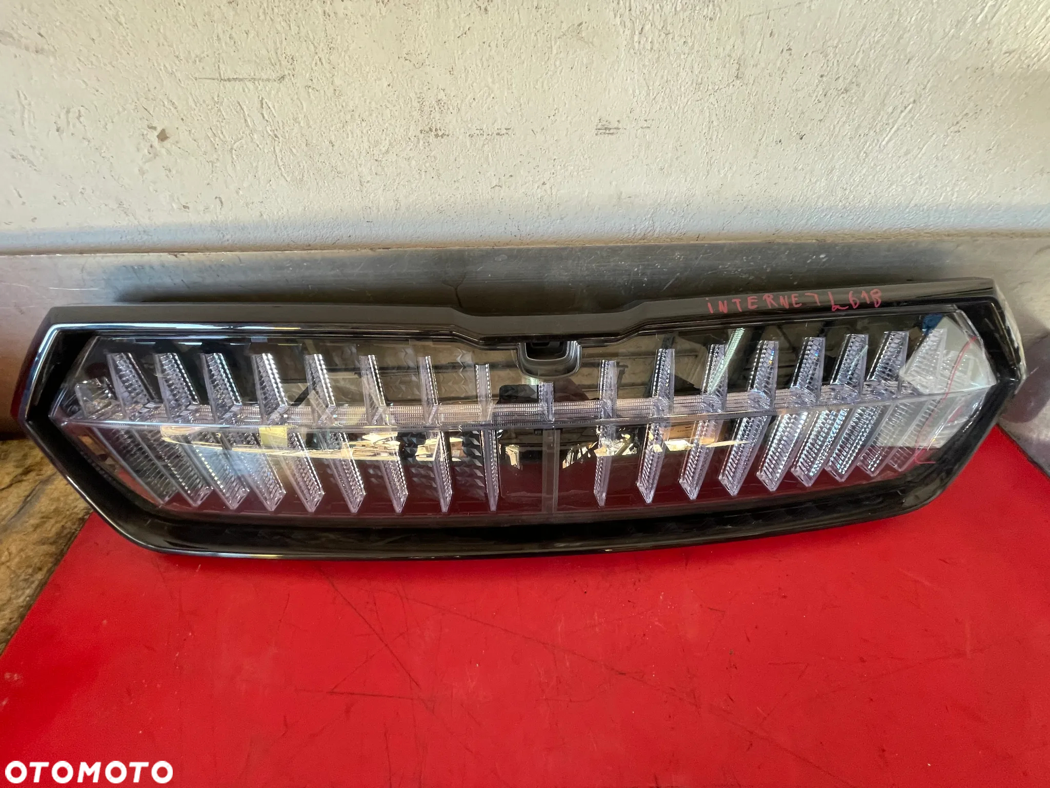 SKODA ENYAQ LED  GRILL ATRAPA ZDERZAKA - 2