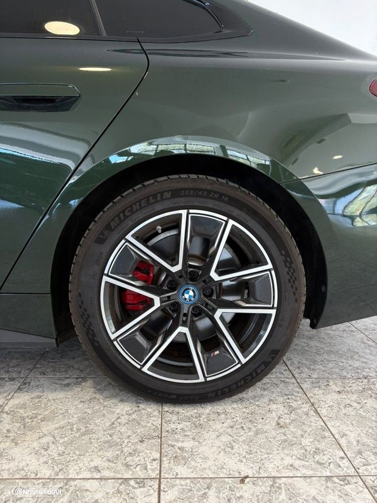 BMW i4 eDrive40 - 9