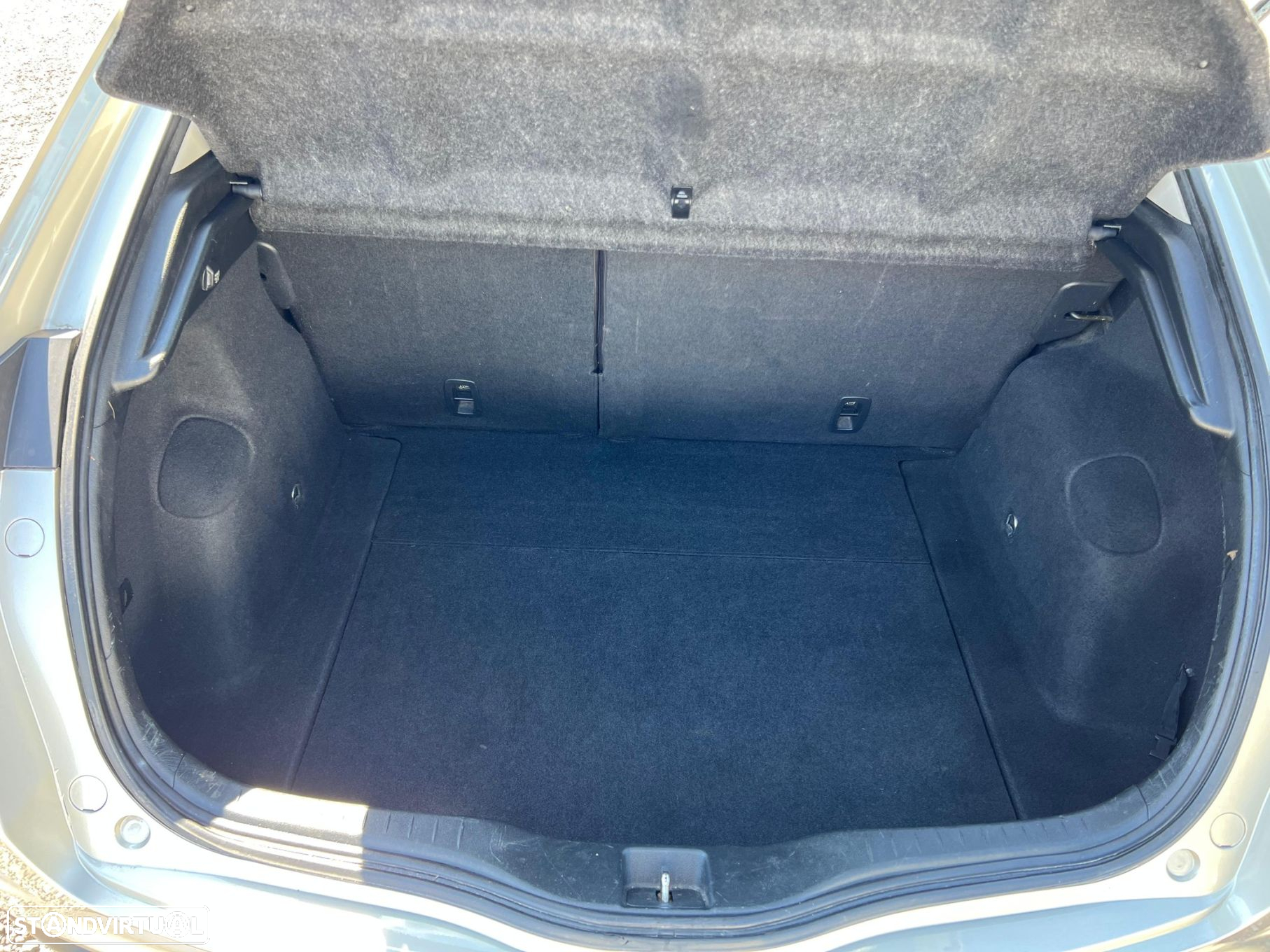 Honda Civic 1.4 Sport - 17