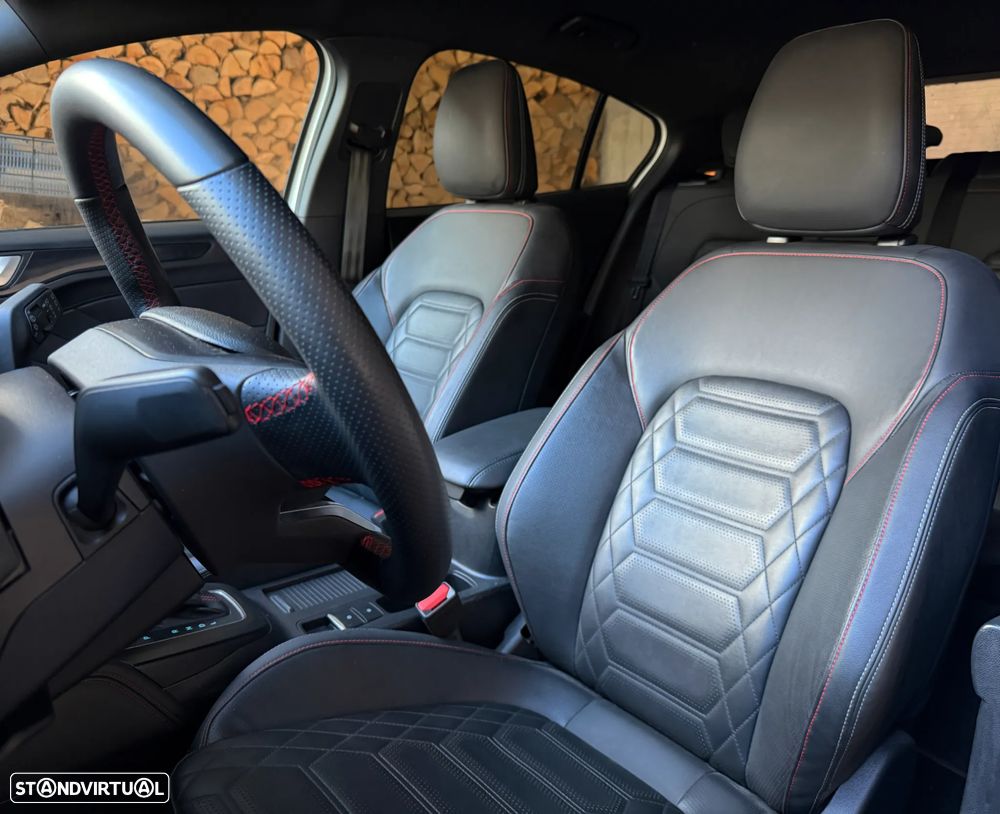 Ford Focus 1.0 EcoBoost MHEV ST-Line X Aut. - 2