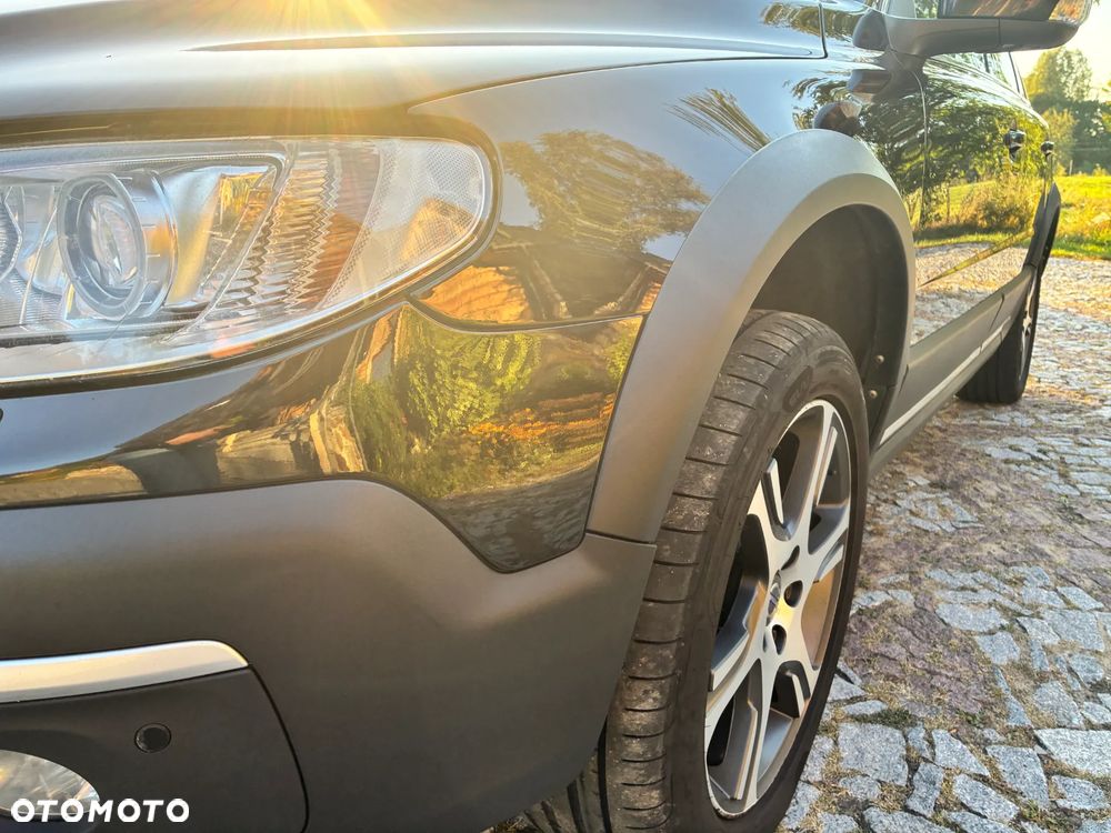 Volvo XC 70 D5 AWD Summum - 21