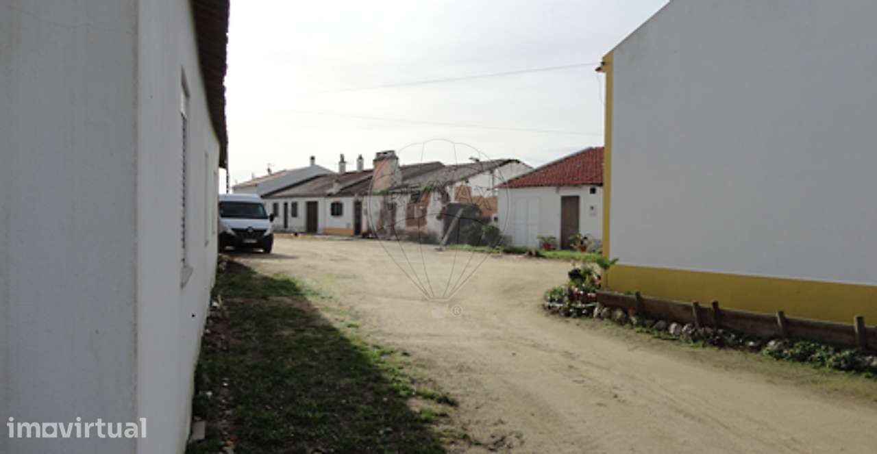 Terreno  para venda - Grande imagem: 2/3