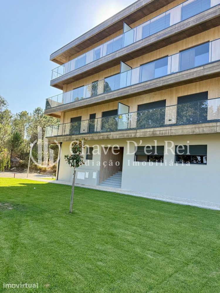 Apartamento T4 Venda em Repeses e São Salvador,Viseu - Grande imagem: 2/33