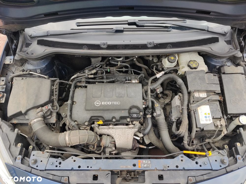 Opel Astra 1.4 Turbo Active - 28