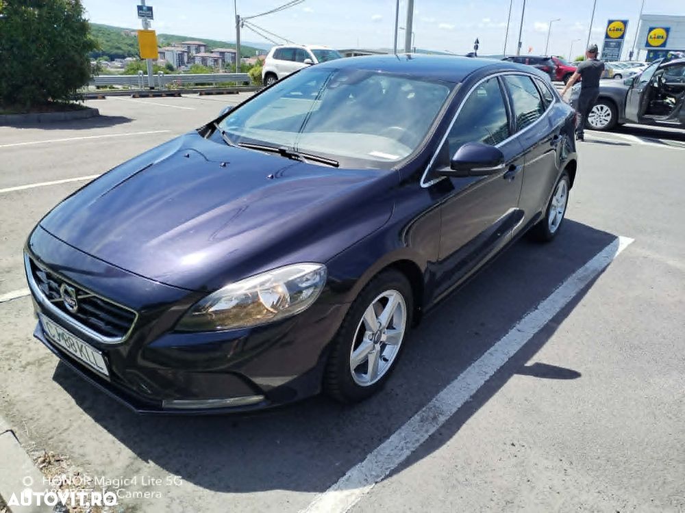 Volvo V40 D2 Basic - 8