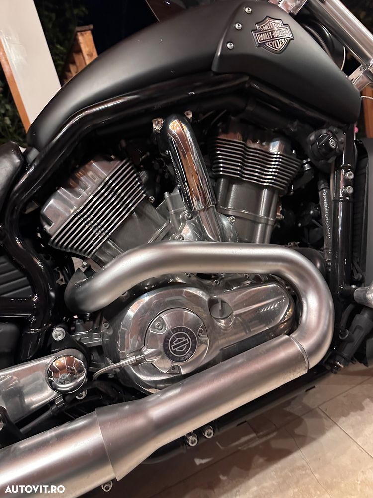 Harley-Davidson V-Rod Muscle - 25